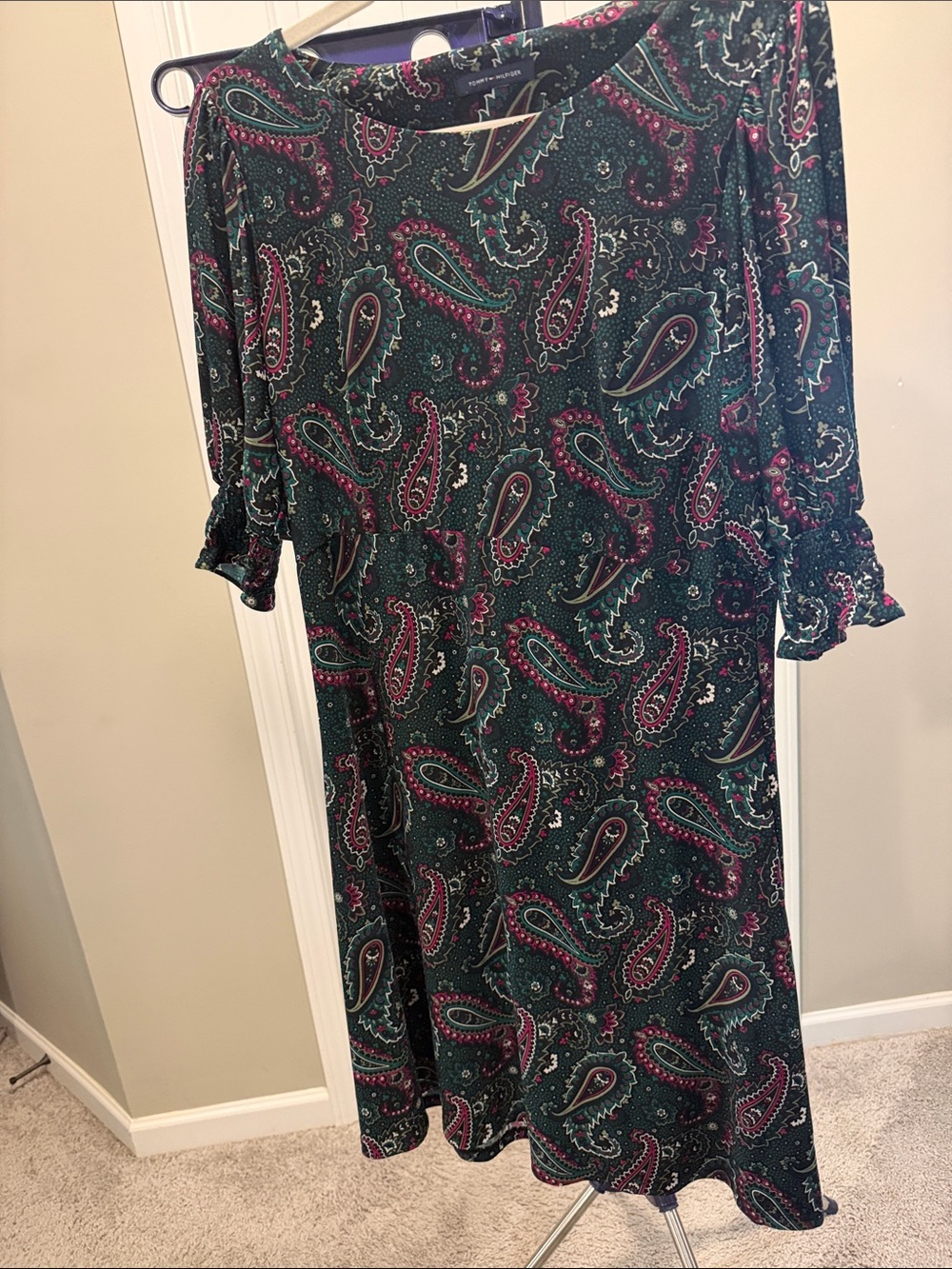 Tommy Hilfiger Green Paisley Midi Dress with Pink Accents